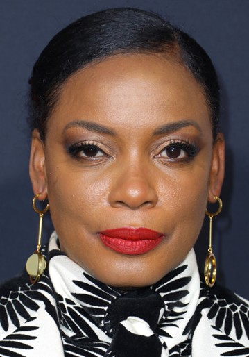 Aunjanue Ellis-Taylor / Martha Roberts