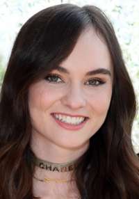 Madeline Carroll 