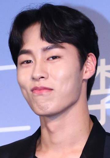 Jae-wook Lee / Hyeok-jun Byeon