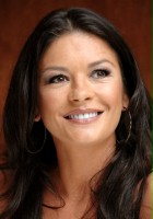 Catherine Zeta-Jones / Amelia Warren