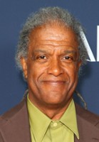 Elvis Mitchell / 