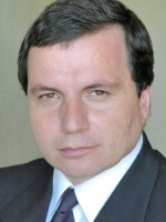 Garen Petrossian / Właściciel klubu