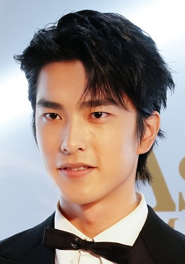 Jing-Hua Tseng / Jen-Yao Li