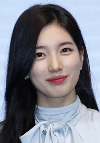 Suzy Bae 
