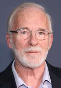 Ian McElhinney 