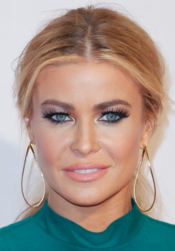 Carmen Electra / Chloe Blackburn