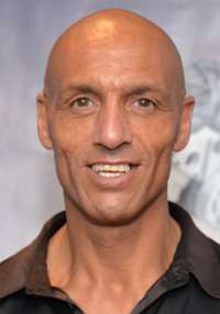Daz Crawford 