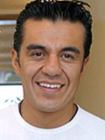 Adrian Uribe / Juan Gutiérrez \"Johnny\"