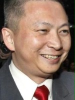 James Nguyen / Profesor Tran