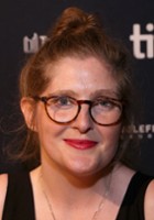 Lindsay Mackay 