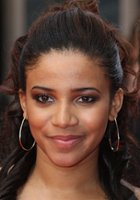 Larissa Wilson / Sarah