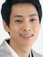 Hyeong-seok Lee / Starszy sierżant