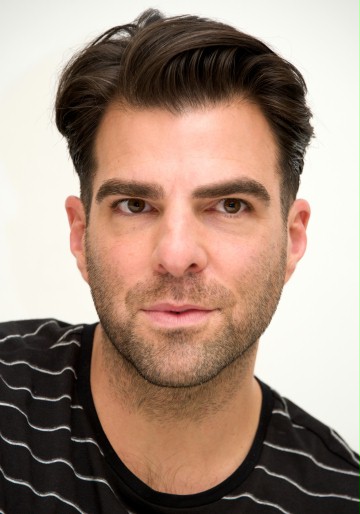 Zachary Quinto / Dr Oliver Thredson