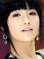 Si-hyang Kim 