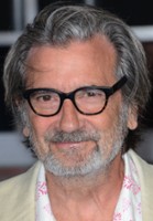 Griffin Dunne / Dr Vass