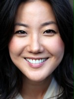 Shinae Yoon 