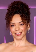 Zarrin Darnell-Martin / Ciotka Gabbana