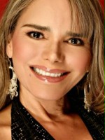 Roxana Chávez / Gloria Ballesteros