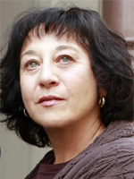 Suzanne Costollos 