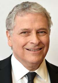 Lawrence Kasdan 