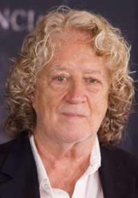 Luis Mandoki 