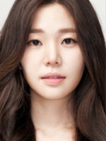 Moon-jung Lee 