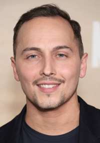 Elliot Warren 