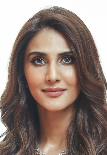 Vaani Kapoor / Rea Thomas