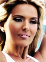Demet Akalın