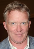 Anthony Michael Hall / Patrick