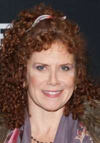 Amy Stiller 