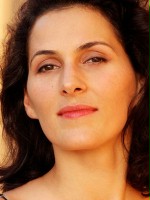 Sylvie Yarza / 