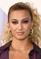 Tori Kelly / Meena