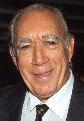 Anthony Quinn w Dzwonnik z Notre Dame