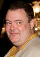 Glenn Shadix / Więzień / Strażnik / Klaun Poopy