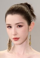 Hankiz Omar / Li Ji, tancerka