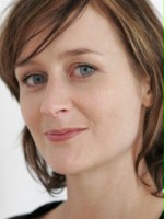 Caroline Bruhn / Pracownik czołgu