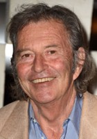 Robert Shaye / 