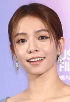 Vivian Sung / 