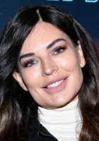 Natasha Alam / Julia