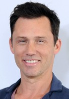 Jeffrey Donovan / Jackson