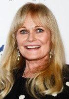 Valerie Perrine / Eve Teschmacher