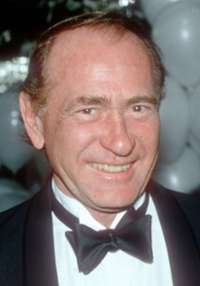 Darren McGavin 