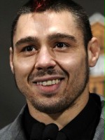 Dan Hardy / 
