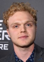 Joe Adler / Red