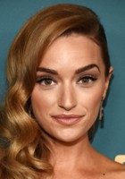 Brianne Howey / Shauna Babcock