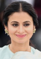 Rasika Dugal / Faiza