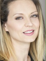 Julia Patkos 