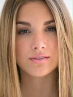 Andrea Villarroel 