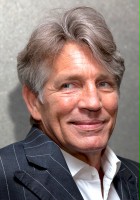 Eric Roberts / Petey